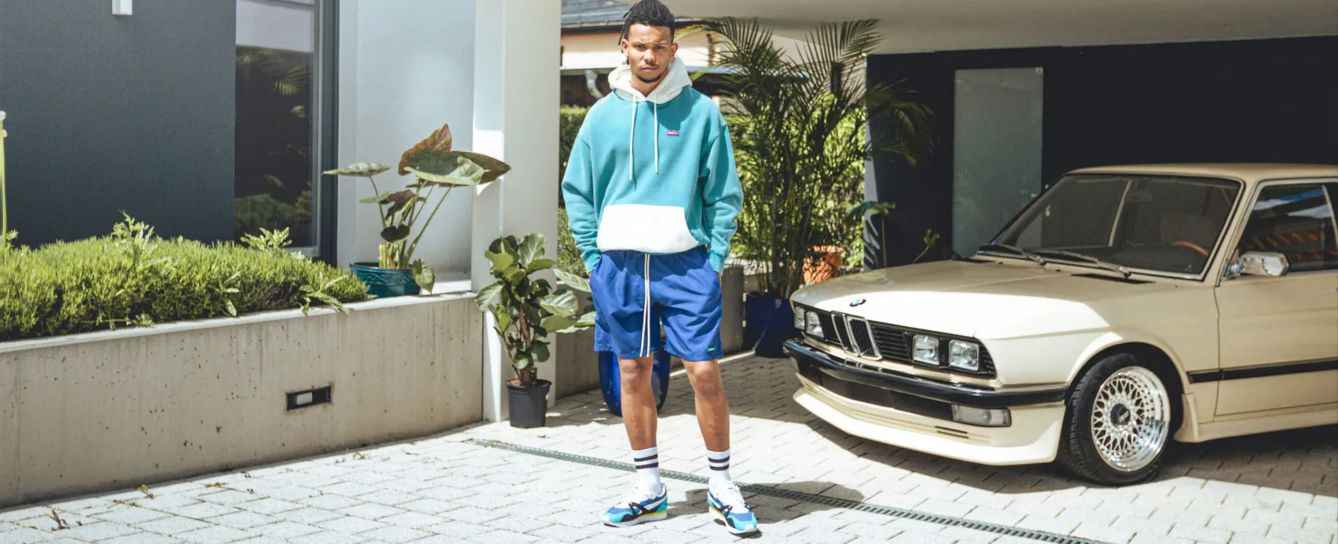 STREETWEAR AUTOMOBILE